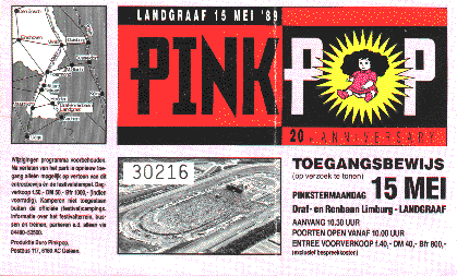 Een toegangsbewijs voor de draf en renbaan
