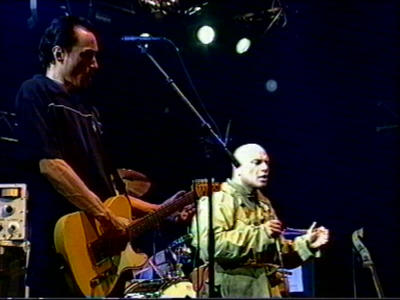 Urban Dance Squad live in de Roskilde tent op Pinkpop '99 (zondag 23 mei)