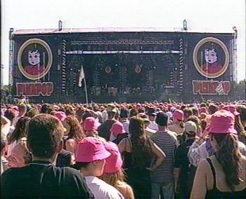 Tijdens het optreden van Pearl Jam