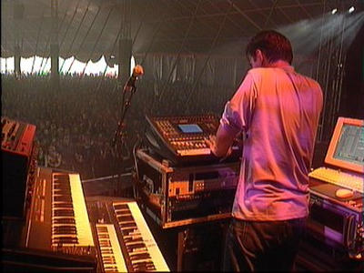 Laurent Garnier in de 3 FM tent op Pinkpop 2000