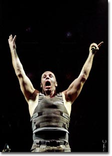 Zanger Til Linderman van de Duitse band Rammstein, de slotact van Pinkpop. - Foto: ANP