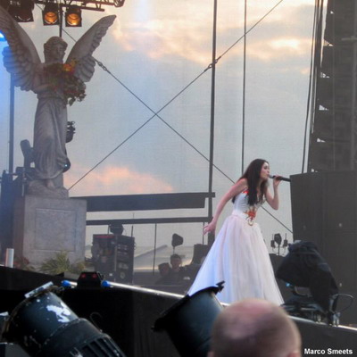 Sharon den Adel