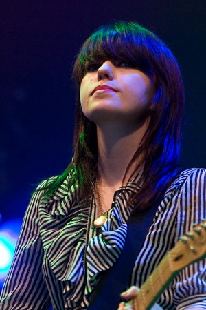 Laura-May van Blood Red Shoes